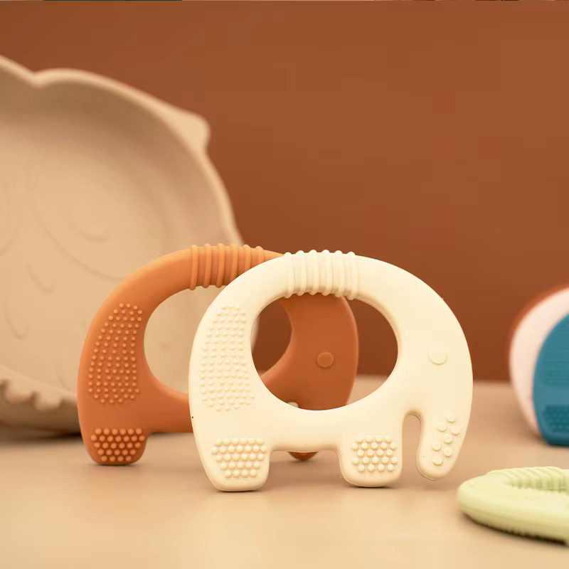 BPA-freier Silikon Beißring für Babys mit Tier-Motiven in Blau und Mehrfarbig - Bild 2