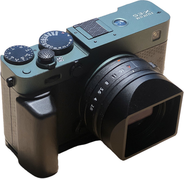 Quadratische Metall-Gegenlichtblende mit Kappe für Fujifilm Fujinon XF 23 mm F2.8 R WR und XE5 in Schwarz und Silber - Bild 1
