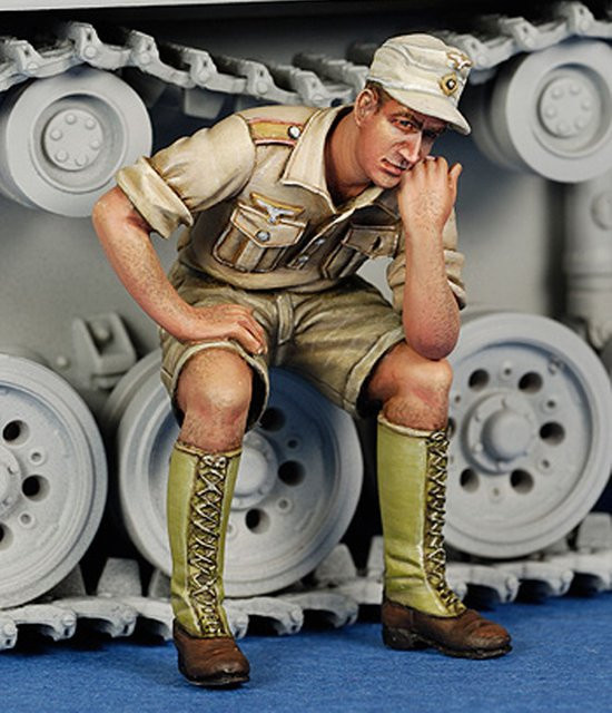 1/35 DAK sitzt am Lenkrad, Resin-Modellfigur Soldat, Militär, unmontierter und unbemalter Bausatz - Bild 1