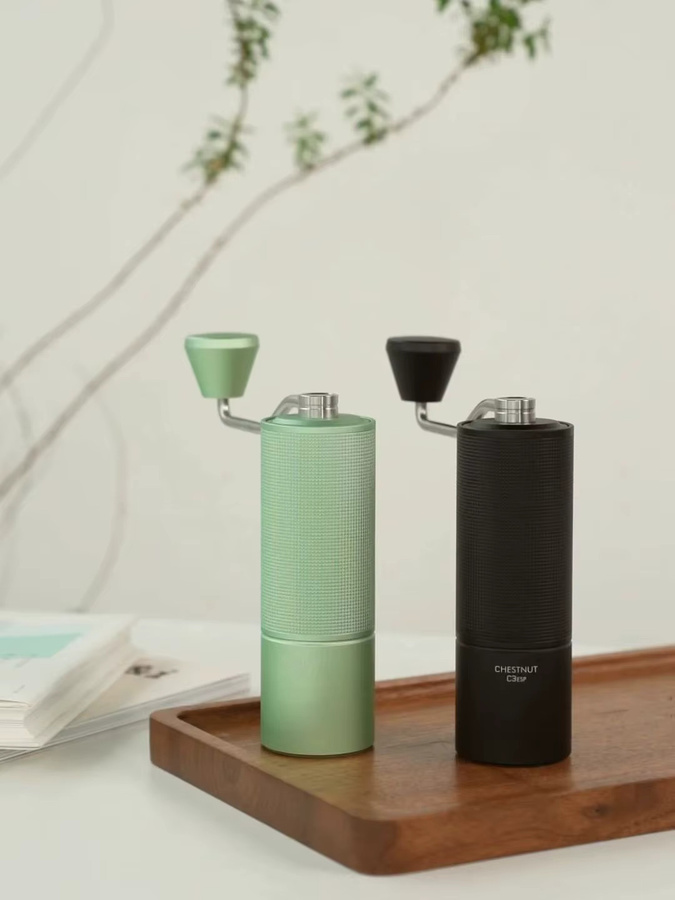 Timemore Kastanie C3s/C3esp Manuelle Kaffeemühle mit Metallkörper und Anti-Rutsch-Design in Black oder Green - Bild 1