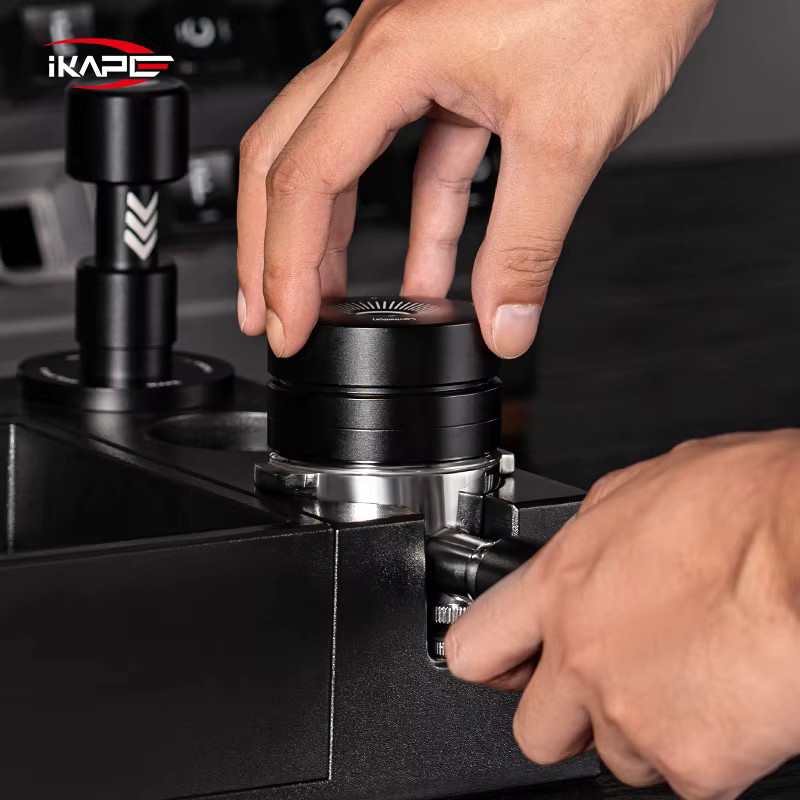 IKAPE Espresso-Verteiler mit Doppellagern aus Edelstahl in Schwarz, passend für 51 mm, 54 mm und 58 mm Bottomless Siebträger - Bild 3