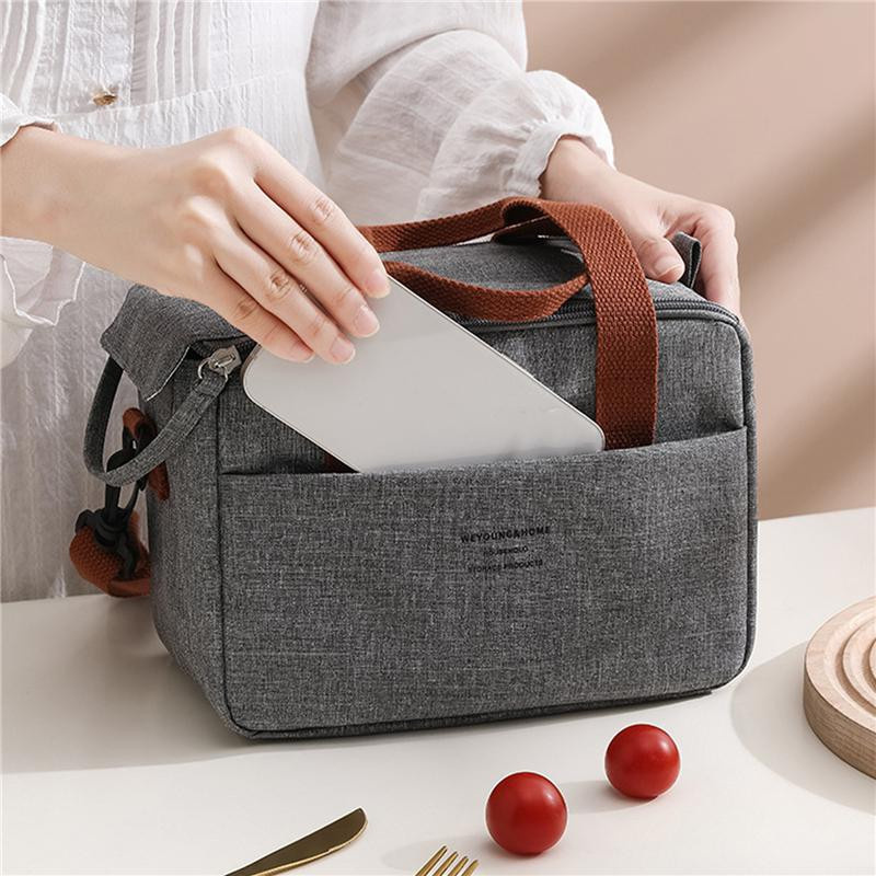 Wärmeisolierte Lunchbox von Yiran Furniture als tragbare Bento-Tasche in Schwarz und Grau - Bild 2