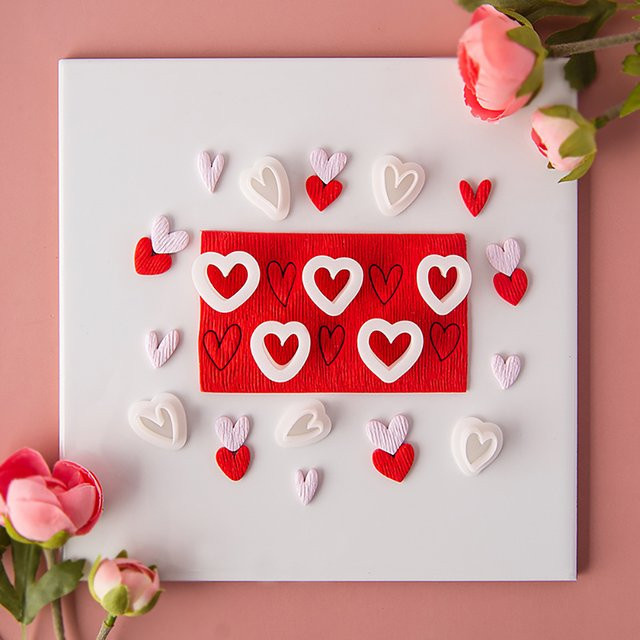 10 Stück Herzförmige Polymer Clay Ausstechformen aus Kunststoff für DIY Schmuck und Keramik-Bastelarbeiten - Bild 1