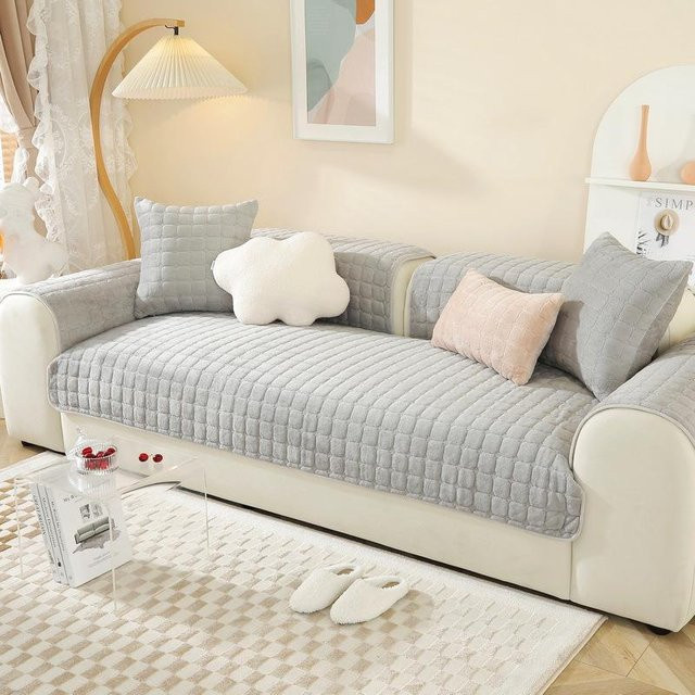 Rutschfester Sofabezug aus Chenille in Grau, quadratisches Sofakissen für dein Wohnzimmer, B/B/B: 70 x 70 x 70 cm - Bild 1