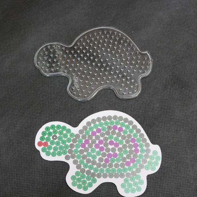 Yantjouet Tier-Platte Transparente Schablone, DIY Pixel-Art Figurenmaterial, ab 14 Jahre - Bild 1