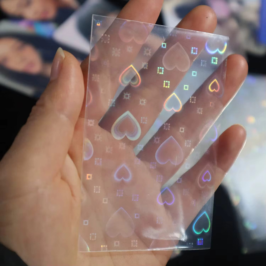 50 Stück transparente Sammelkarten Schutzhüllen mit Laser-Effekt Stern und Herz B/H: 65 x 90 mm - Bild 2