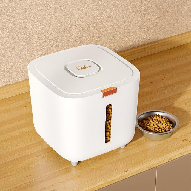 BC-Warm Home Tierfutter-Lagerfass aus Kunststoff in Weiß, feuchtigkeitsbeständig und lebensmittelecht zur Aufbewahrung von Hundefutter oder Katzenfutter - Bild 1