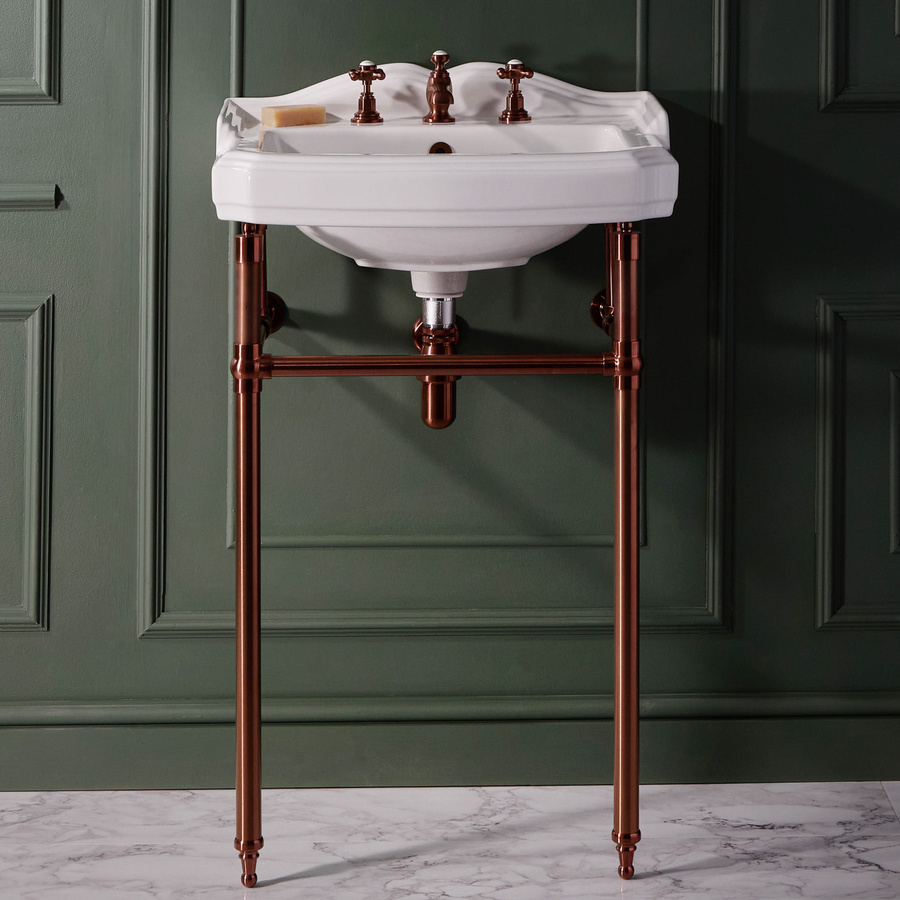 Traditionelles Waschbecken Regent aus Keramik mit Metallgestell in Kupfer und Weiß, B/T/H: 59,0 x 49,5 x 89,5 cm, 3 Hahnlöcher - Bild 1