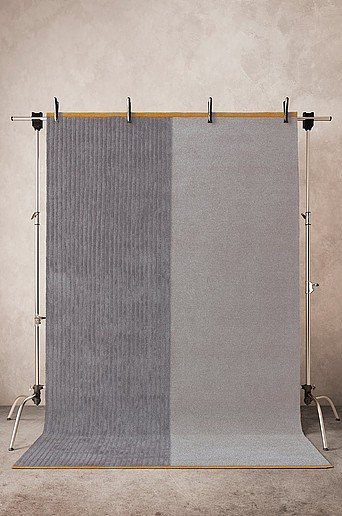 Jotex Viskoseteppich in Grau mit Streifenmuster, modern und handgetuftelt, B/T: 200 x 300 cm - Bild 1
