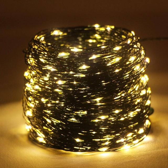 Kongdii LED-Lichterkette mit 1000 LEDs in Warmweiß, 100m Länge mit grünem Draht und Fernbedienung, wetterfest nach IP44 für Außenbereich und Dekoration - Bild 1