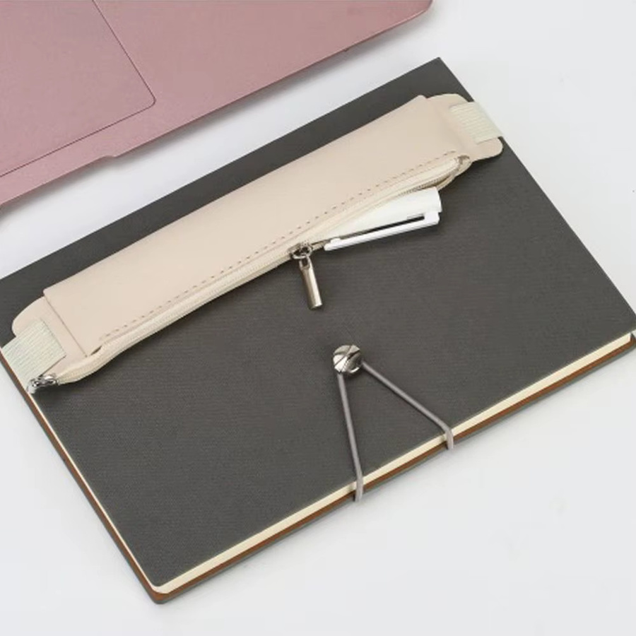 Vintage Federmappe aus PU-Leder in Schwarz mit Gummiband und Stiftclip für Notebook und Bürobedarf - Bild 2