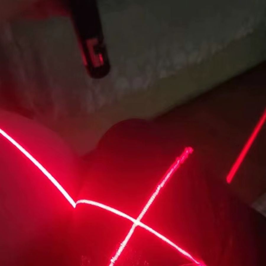 NexaJet USB-Laser-Lokalisierungsgerät mit LED-Licht und Infrarotstrahl-Kreuz-Magnetpositionierer für DTF- und DTG-Druck sowie Heißpressen in Rot und Weiß - Bild 2
