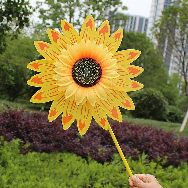 Kidsly Sonnenblumen-Windmühle in Gelb als dekorative Windturbine für Garten und Outdoor-Aktivitäten - Bild 1