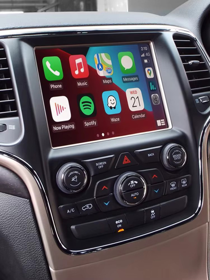 RideMedia In-Dash-Display Navigation mit kabellosem CarPlay und Bluetooth in Schwarz für Challenger, Charger R/T, RAM1500, Durango und Viper - Bild 1