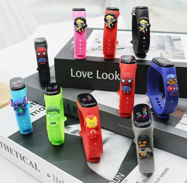 Bandai Smartwatch, The Avengers, Schwarz, Kunststoff, Silikon - Bild 1