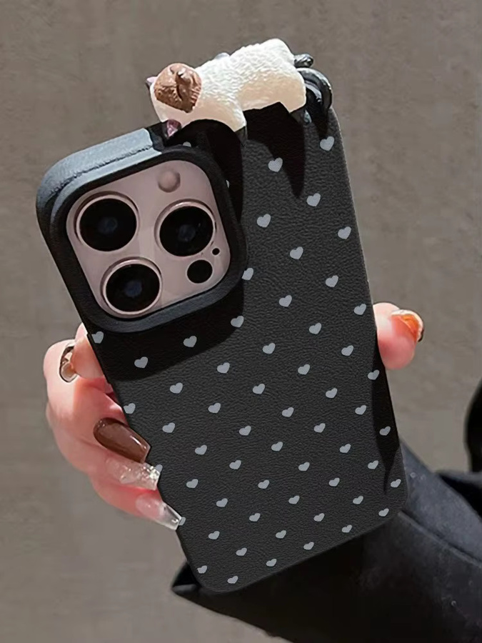 iPhone 16 Pro Max Schutzhülle mit 3D-Katzenmotiv und Liebesherz Design in weicher Ausführung - Bild 3