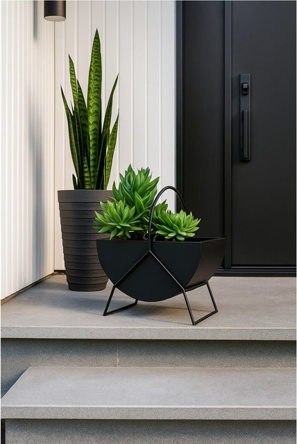 Pflanzgefäß aus Metall von möbel direkt online in Schwarz, modern, B/T/H: 43 x 40 x 25 cm - Bild 1