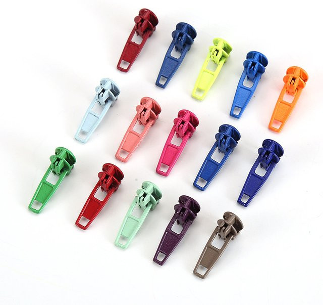 QIMONTON Metallschieber Reißverschlusszieher Auto-Lock für 3# Nylon-Spulenreißverschlüsse in Multicolour für Schneiderbedarf und Kleidersäcke - Bild 1