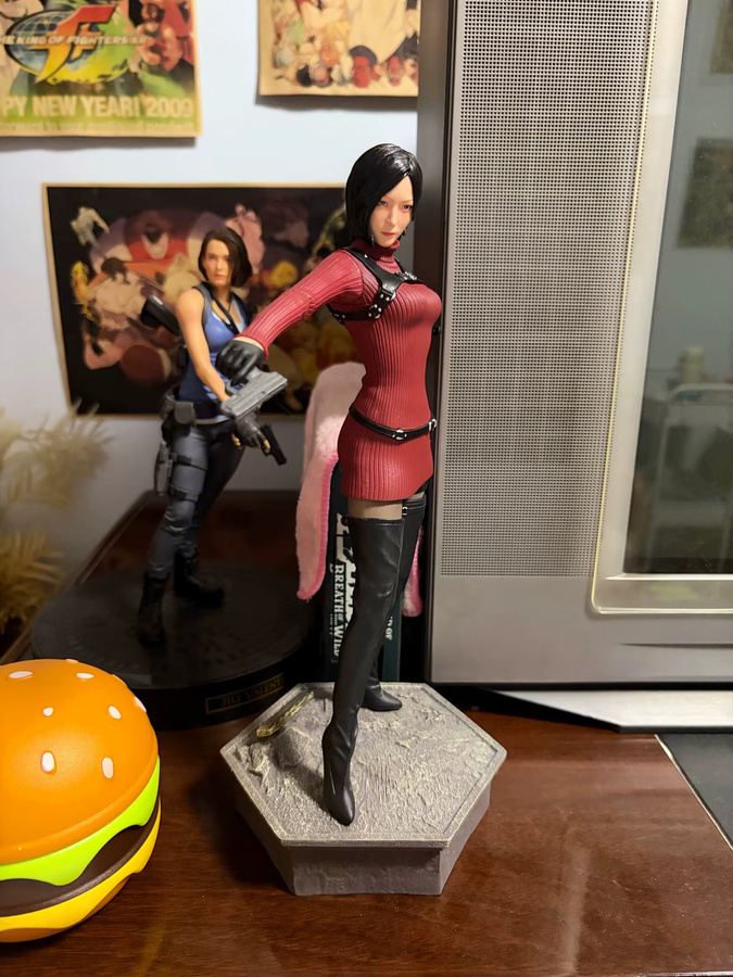 Bandai Resident Evil 4 Ada Wong Figur, Sammlermodell, 33cm, Rot - Bild 2