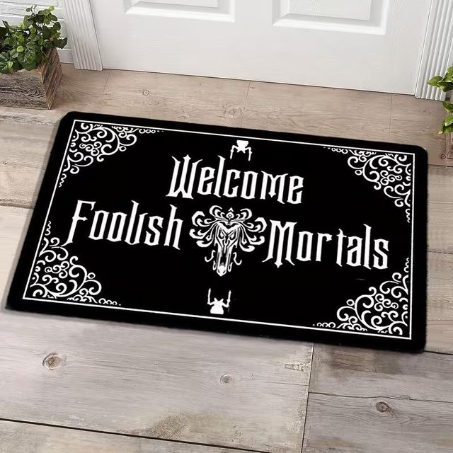 Gotische Fußmatte mit Totenkopf-Rauch-Design in Schwarz, B/B: 60 x 40 cm - Bild 1
