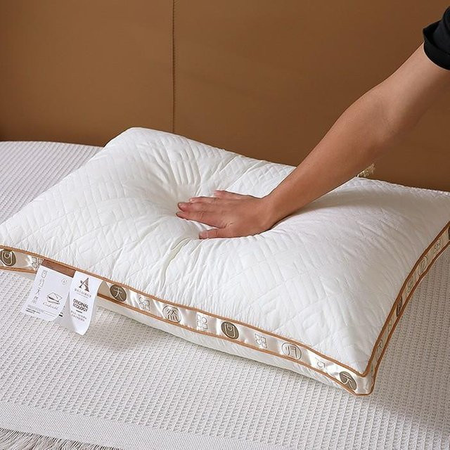 Yiran Furniture Sojabohnenkissen mit Baumwollkern in Weiß, B/H: 48 x 74 cm - Bild 1