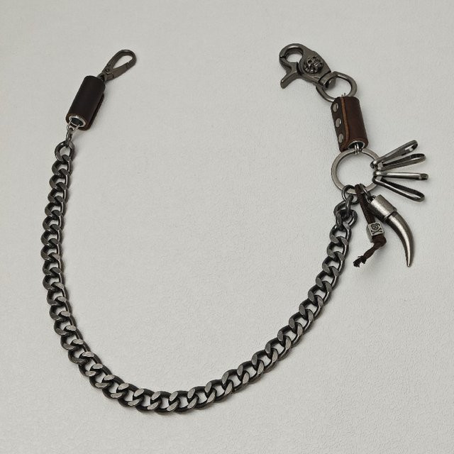 Schlüsselanhänger Wolf Zahn Charm, schwarze Kette, echtes Leder, Unisex - Bild 1