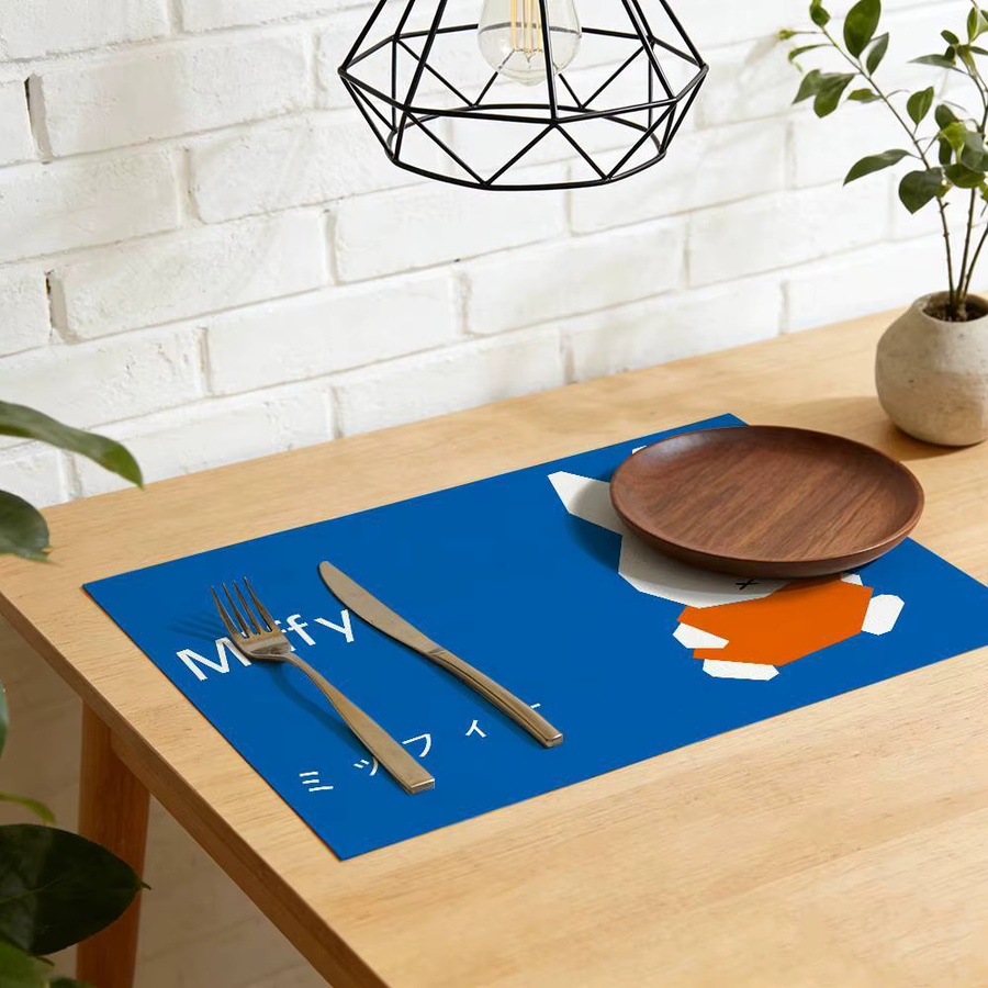 Miffy Tischsets aus Leinen in Blau mit grafischem Design und minimalistischem Stil - Bild 3