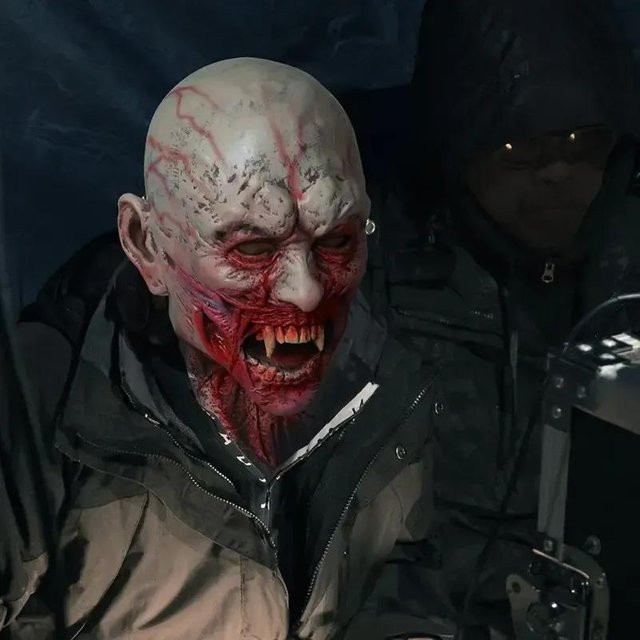 Horror-Zombie-Latexmaske, Party-Requisite, Rot, Gummi - Bild 1