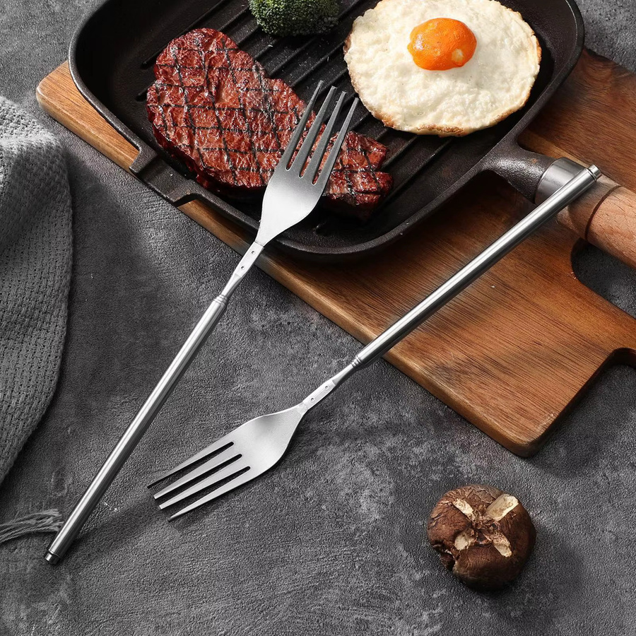Edelstahl-Teleskopgabel mit langem Griff in Silber für Camping und Grillen - Bild 3
