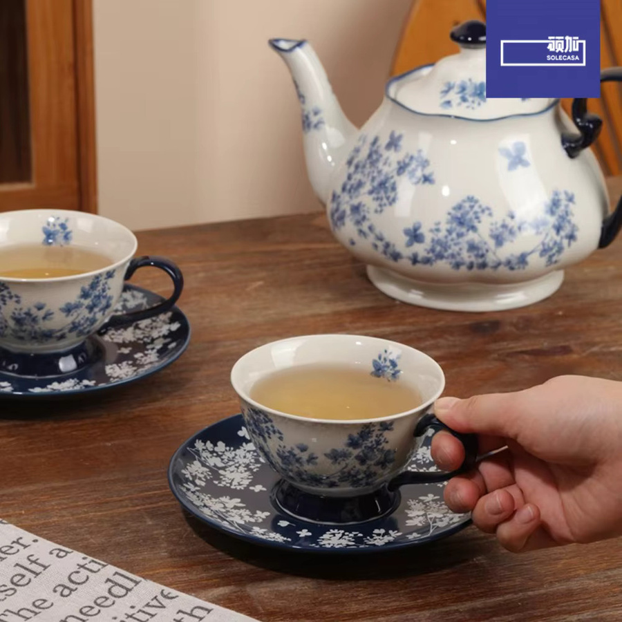 SHUNXIANG Keramik-Teeservice aus blau-weißem Porzellan mit Teekanne und Tassen im floralen Design - Bild 2