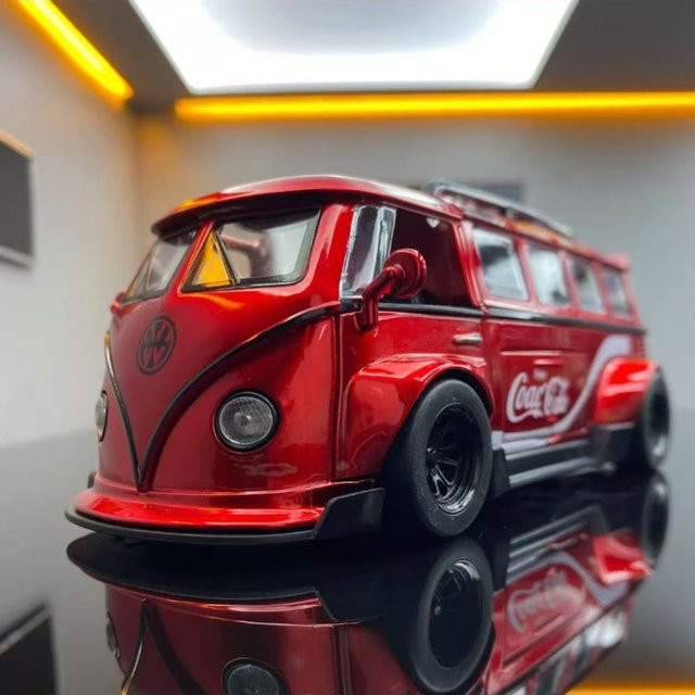 WELLY T1 Bus Modell, Spielzeug Fahrzeug, 1:32, Metall, mit Licht und Sound - Bild 1