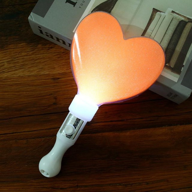 Wiederverwendbarer LED Leuchtstab in Stern- und Herzform, Orange, Fingerlichtstab für Hochzeitsdeko und Valentinstag - Bild 1