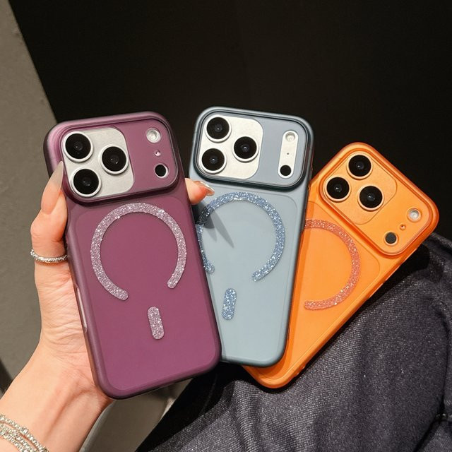 Mattierte transparente Glitzer-Magnethülle für Apple iPhone 17, 16, 15, 14, 13, 12 Pro Max Plus mit MagSafe Wireless Charging Kompatibilität in Weiß - Bild 1