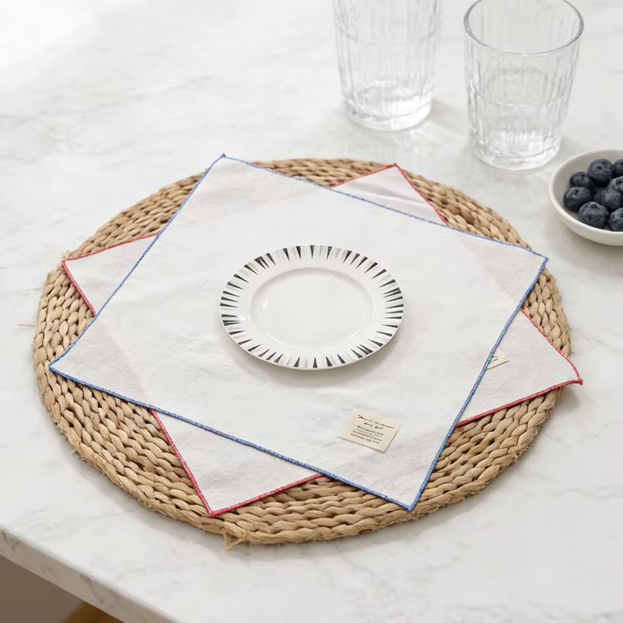 BUYNOW Tischsets im minimalistischen Retro-Stil, Farbe: Rot - Bild 1