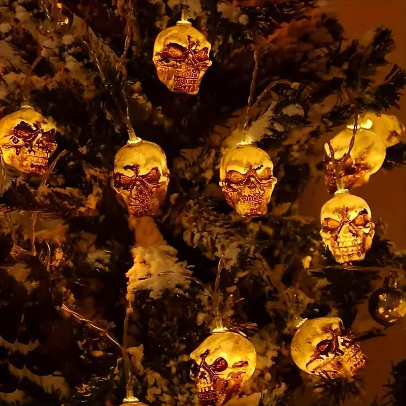 Halloween LED Lichterkette mit braunen Schädelköpfen in warmweiß für Indoor und Outdoor - Bild 2