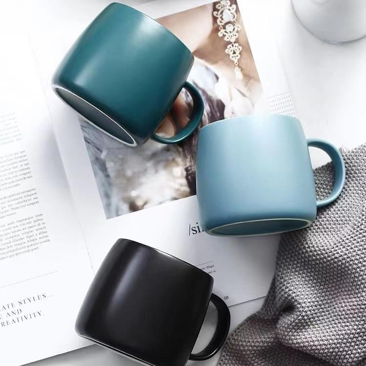 Kreative Keramiktasse mit mattem Finish und großer Kapazität von Yiran toy 1, ideal als Wasserbecher oder Geschenk, 301-400ml - Bild 1