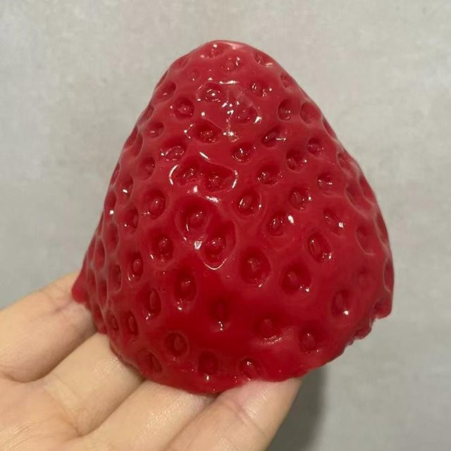 Taba Erdbeerförmiges Squishy Fidget Spielzeug, Langsamer Rückprall - Bild 1