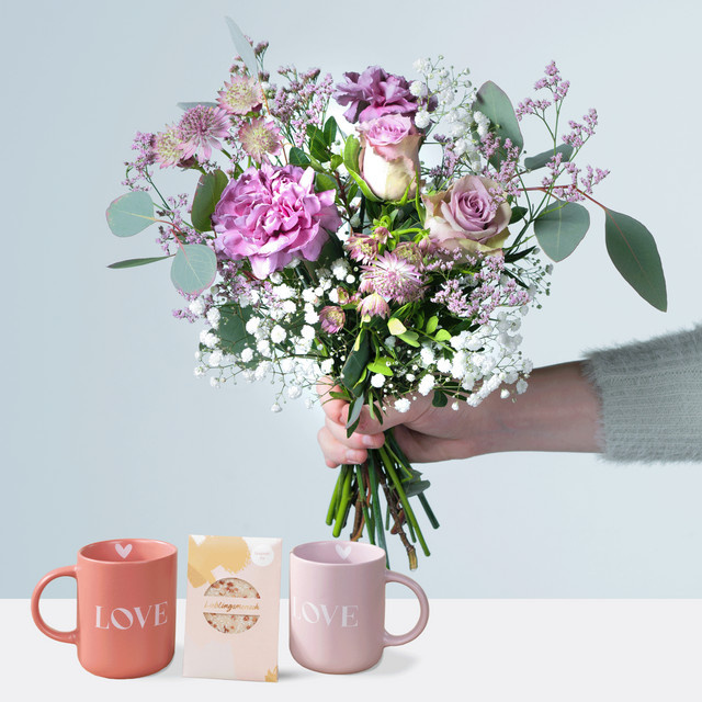 BLUME2000 Geschenkset Valentine's Love for 2 Bouquet pink green white - Bild 1