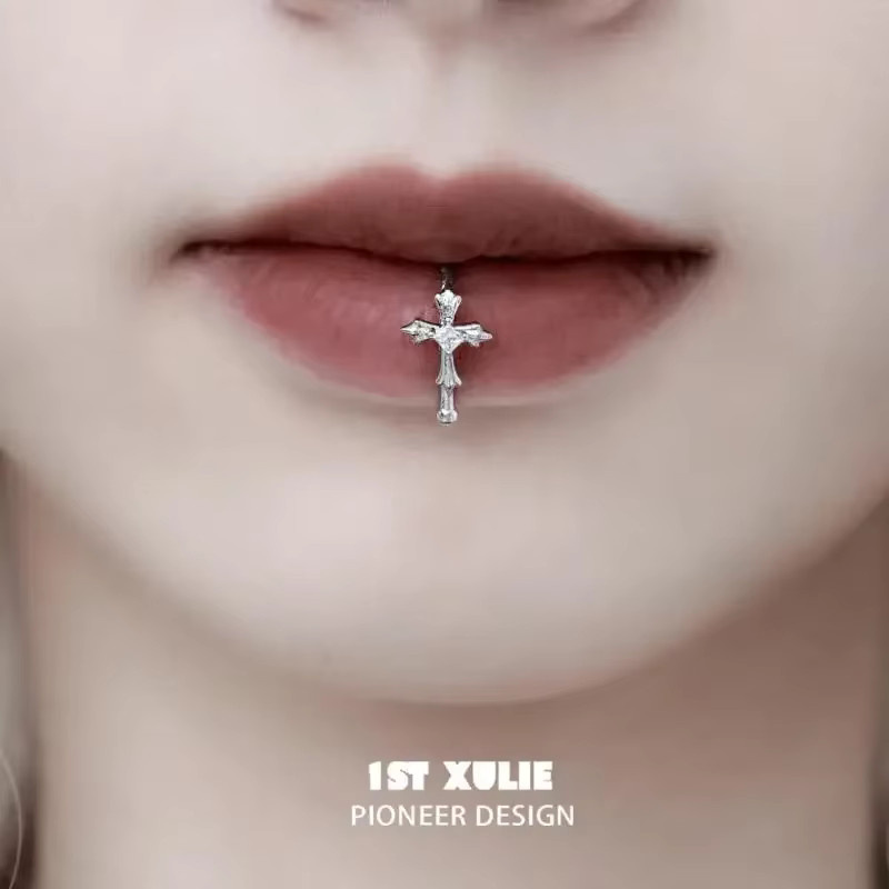 Kreuz-Lippenclip, Lippendekoration - Bild 2