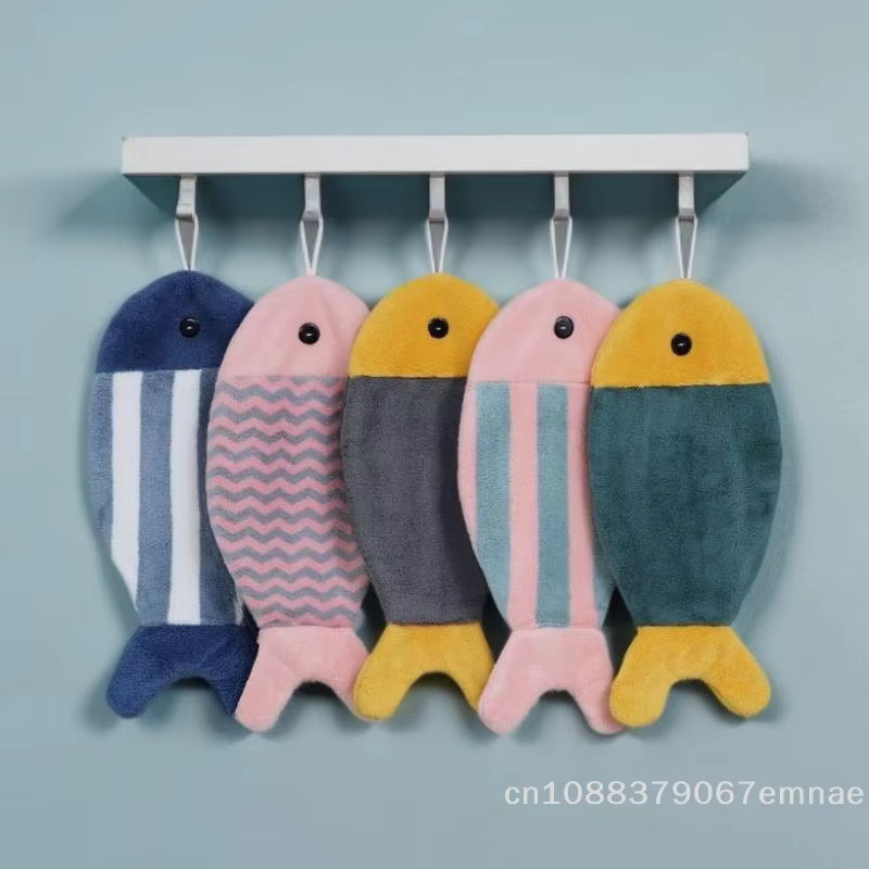 ZYAS Handtuch-Set aus weichem Korallenfleece in Fischform mit Streifenmuster, 3-teilig, Mehrfarbig - Bild 2