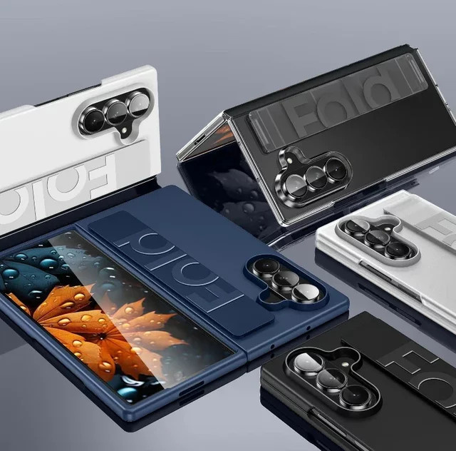 Ultradünnes mattes Silikon-Armband-Etui für Samsung Galaxy Z Fold 7 6 5 4 3 in Transparent - Bild 1