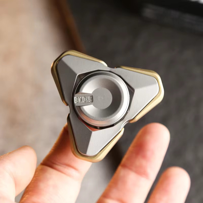 Suiis QS Magnetisches Fidget Spinner, Metall-Stressabbau-Spielzeug - Bild 3