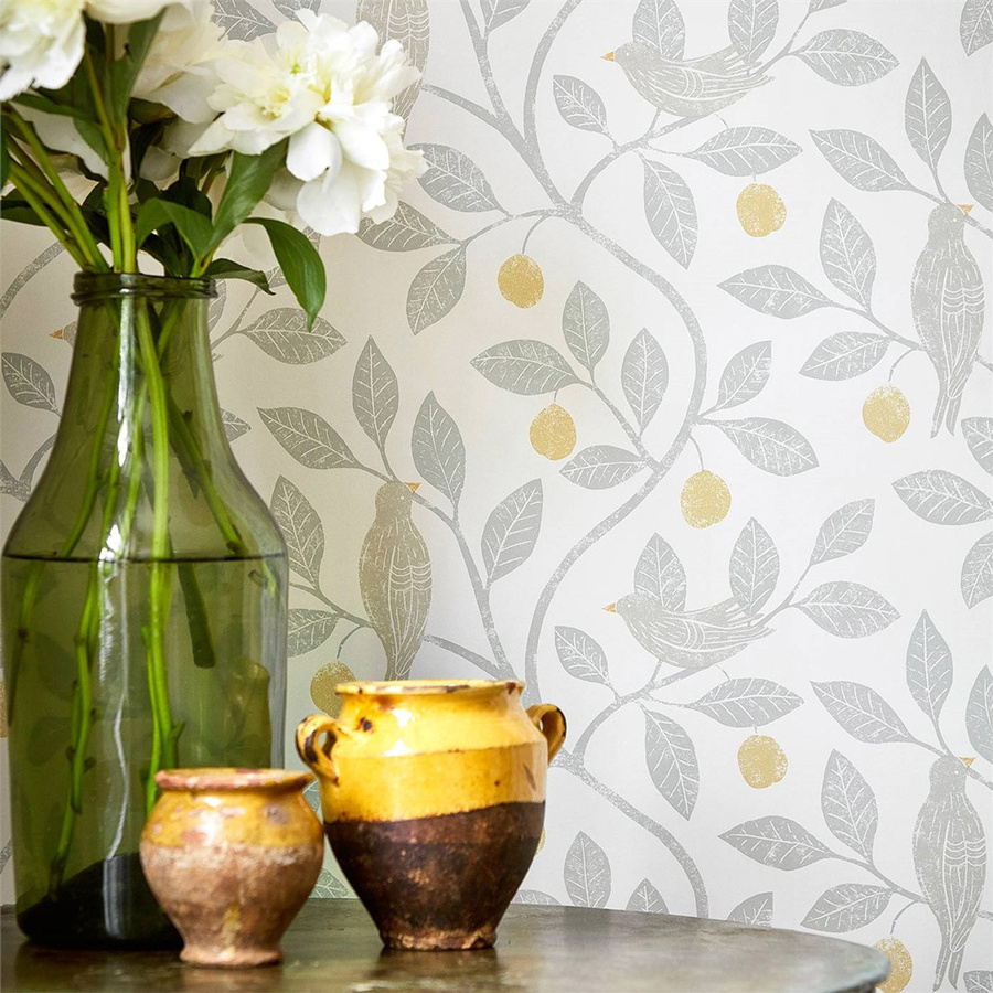 Sanderson Tapete Damson Tree Dijon/Mole in Grau und Multicolour mit floralem Botanik-Design aus Vlies - Bild 1