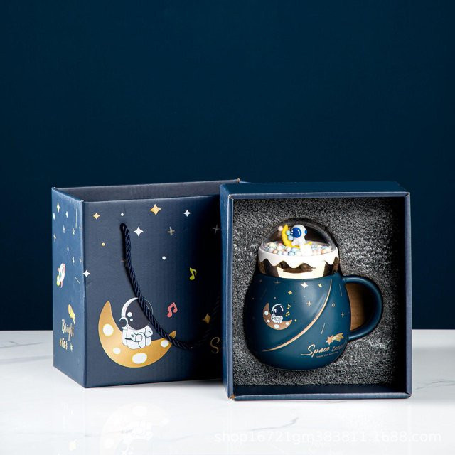 Yiran Furniture Astronaut Keramiktasse mit Planeten-Design in Blau, 450 ml - Bild 1