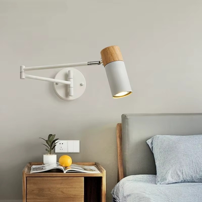 Moderne LED-Wandleuchte von lyfs aus Holz mit Touch-Funktion und verstellbarer Leseleuchte in Warmweiß - Bild 1