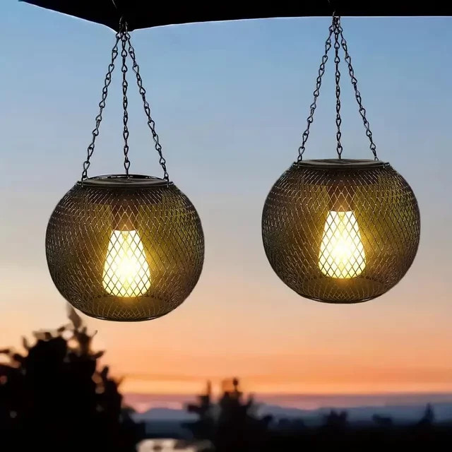GGBEE Solarleuchten für den Außenbereich, dekorative Solarlaternen in Schwarz aus Metall mit warmweißem Licht und Dämmerungssensor - Bild 1