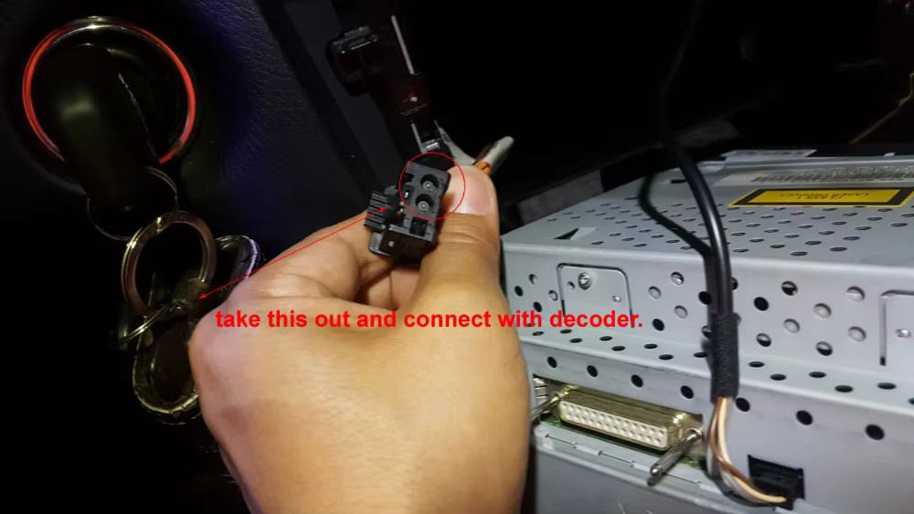 EzoneTronics Optischer Faser Decoder für Auto Stereo Radio mit GPS Unterstützung, Blau, passend für Mercedes Benz B200 ML SL SLK R350 C W203 CLK W209 W211 Klasse - Bild 2