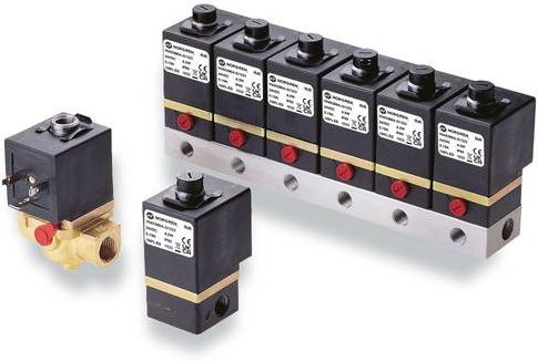 IMI Norgren Elektroventil V04X486L-Q116A mit Flansch in Schwarz - Bild 1