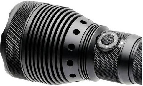 Powertac LED Akku-Handscheinwerfer in Schwarz aus Aluminium mit großer Reichweite, IPX8 wasserdicht und USB-Schnittstelle - Bild 1