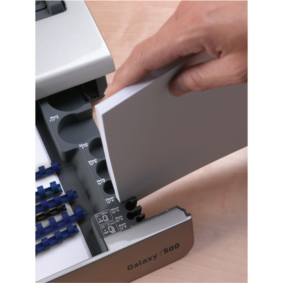 Fellowes Galaxy Plastikbindegerät in Grau und Silber mit einer Stanzkapazität von 28 Blatt und einer Bindekapazität von 500 Blatt, B/T/H: 52,6 x 15,2 x 44,6 cm - Bild 3